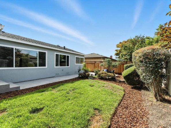 387 Menhaden Court, Foster City CA 94404
