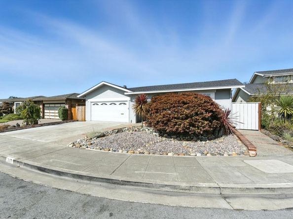387 Menhaden Court, Foster City CA 94404