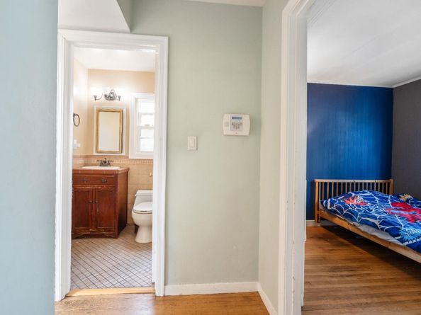 9401 Castlewood Street, Oakland CA 94605