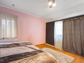 9401 Castlewood Street, Oakland CA 94605