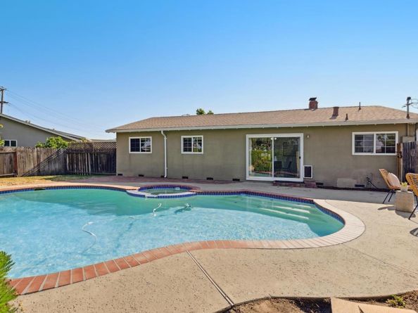 7527 Sutton Lane, Dublin CA 94568