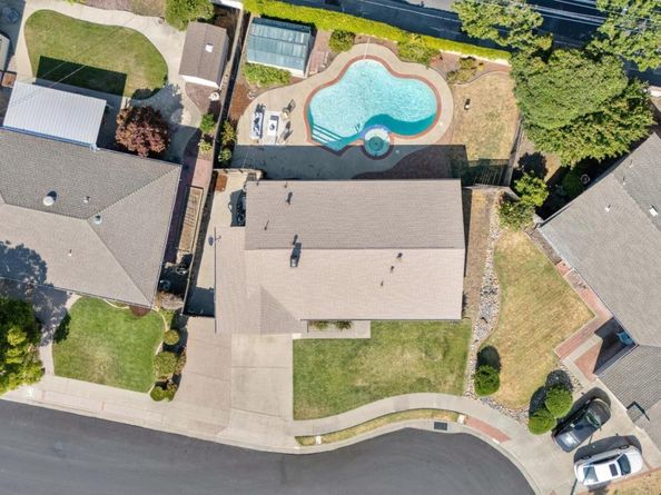 7527 Sutton Lane, Dublin CA 94568