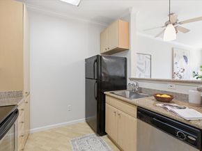 801 Winchester 4100, San Jose CA 95128