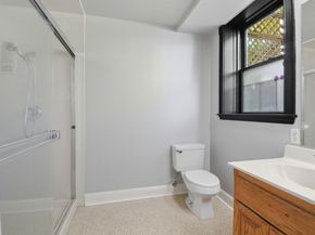 Chestnut, Alameda CA 94501