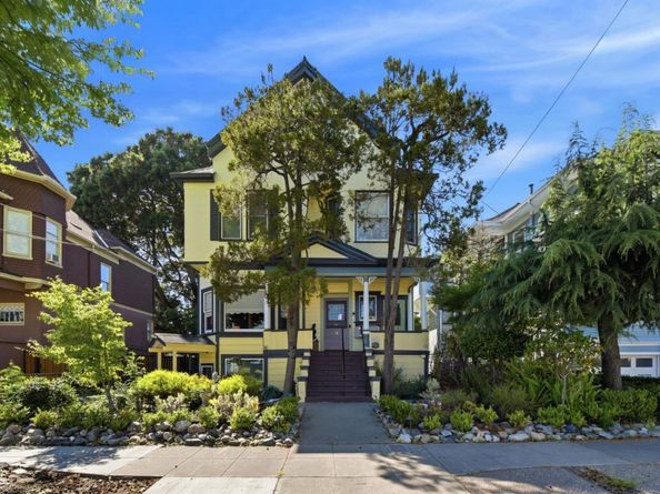 Chestnut, Alameda CA 94501