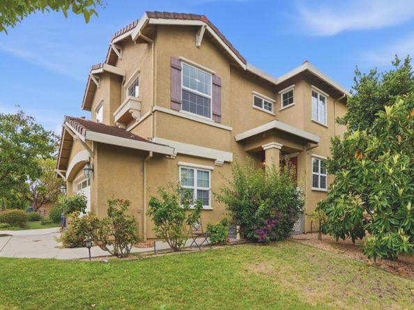 3 Shorebreeze Court, East Palo Alto CA 94303