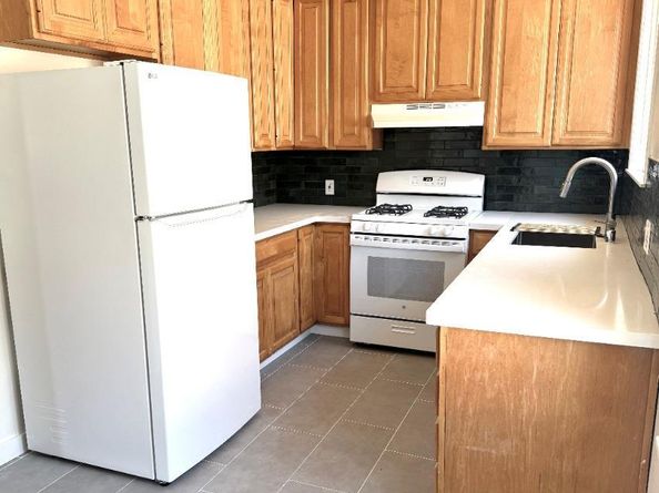 823 Cedar Street, Redwood City CA 94063