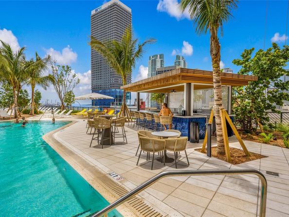 159 NE 6th St 4201, Miami FL 33132