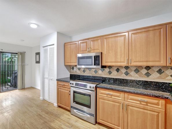 93 NE 17th Ct 93, Fort Lauderdale FL 33305