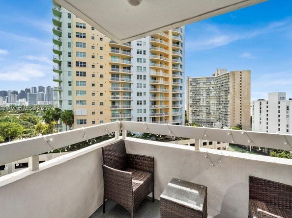 2501 Brickell Ave 1103, Miami FL 33129