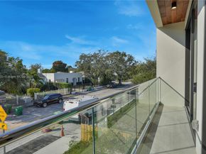 63 NW 47th Ter, Miami FL 33127