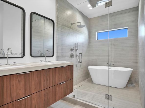 63 NW 47th Ter, Miami FL 33127
