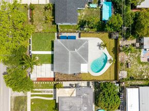 12245 NW 2nd Ave, North Miami FL 33168