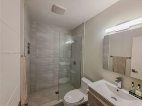 2734 SE 14th St, Pompano Beach FL 33062