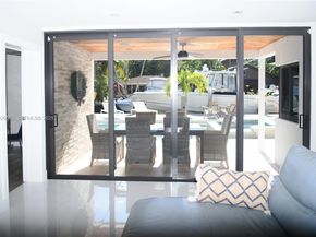 2734 SE 14th St, Pompano Beach FL 33062