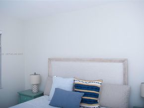 2734 SE 14th St, Pompano Beach FL 33062