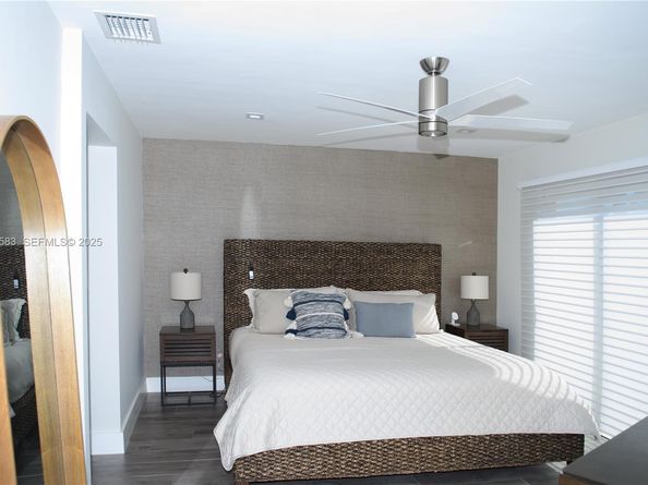 2734 SE 14th St, Pompano Beach FL 33062