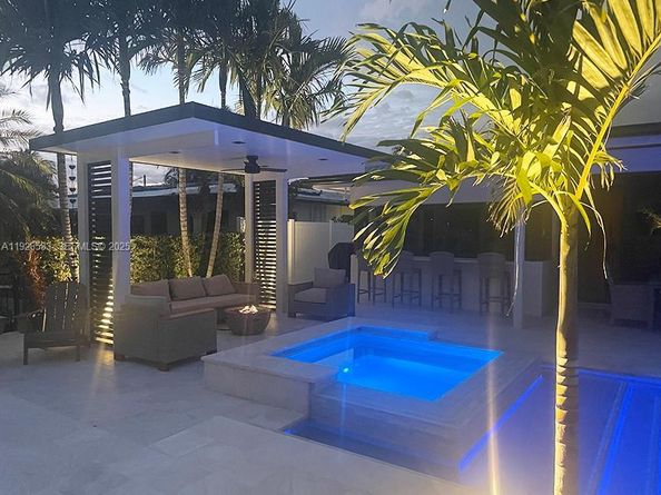 2734 SE 14th St, Pompano Beach FL 33062