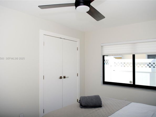 2734 SE 14th St, Pompano Beach FL 33062