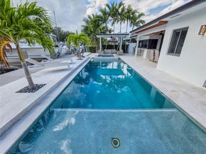 2734 SE 14th St, Pompano Beach FL 33062