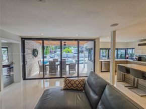 2734 SE 14th St, Pompano Beach FL 33062