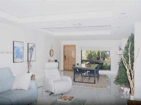 2734 SE 14th St, Pompano Beach FL 33062