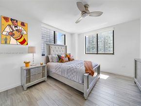 999 SW 1st Ave 1903, Miami FL 33130