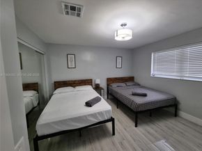 4740 SW 43rd Ave, Dania Beach FL 33314