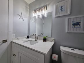 4740 SW 43rd Ave, Dania Beach FL 33314