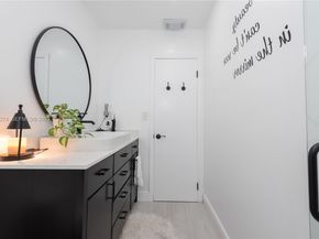 10511 SW 122nd Ct, Miami FL 33186