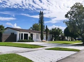 10511 SW 122nd Ct, Miami FL 33186