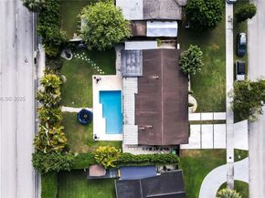 10511 SW 122nd Ct, Miami FL 33186