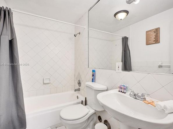 530 Ocean Dr 103, Miami Beach FL 33139
