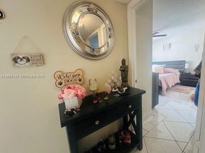 17878 N Bay Rd 307, Sunny Isles Beach FL 33160