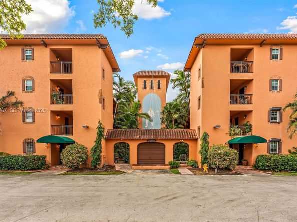 620 Tennis Club Dr 110, Fort Lauderdale FL 33311