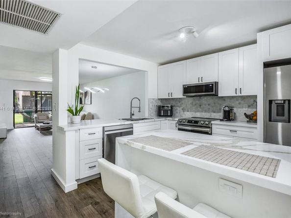 37 Seville Circle 150, Davie FL 33324