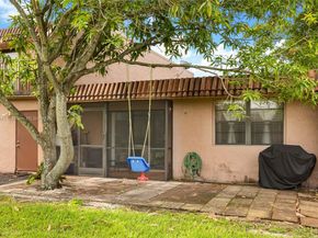 37 Seville Circle 150, Davie FL 33324