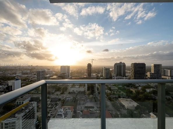 480 NE 31 St 3101, Miami FL 33137
