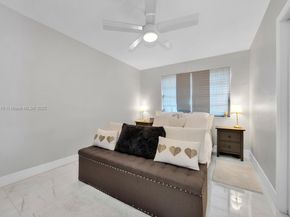 10504 SW 77th Ct, Pinecrest FL 33156