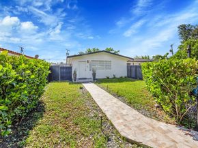 10504 SW 77th Ct, Pinecrest FL 33156