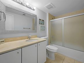 9066 SW 73rd Ct 2002, Miami FL 33156