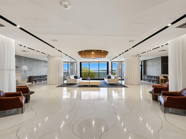 9 Island Ave 505, Miami Beach FL 33139