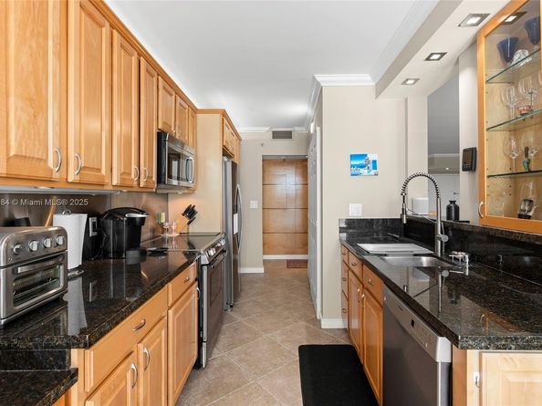 9 Island Ave 505, Miami Beach FL 33139