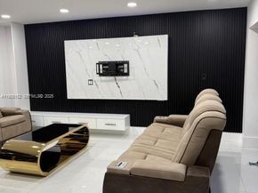 6190 W 14th Ave, Hialeah FL 33012