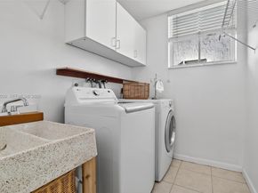 1311 Croton Ct, Weston FL 33327