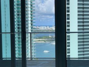 851 NE 1st Ave 3905, Miami FL 33132