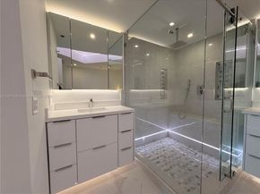 2641 N Flamingo Rd 2208N, Sunrise FL 33323