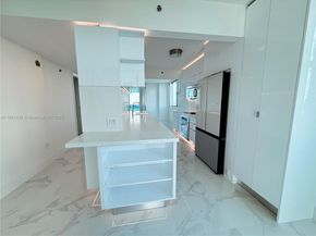 2641 N Flamingo Rd 2208N, Sunrise FL 33323