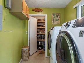 15244 SW 108th Ct, Miami FL 33157