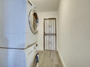 1141 NW 75th St, Miami FL 33150